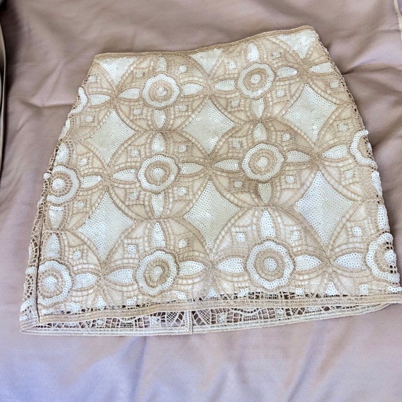 Express Sequin Two Piece Set - Picture 3 of 8